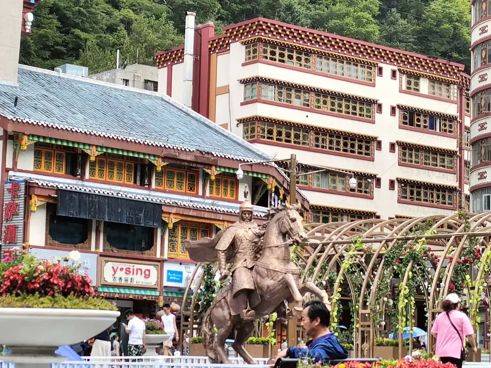 沿途城镇的街景